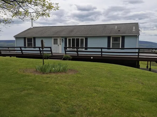 9 J & J Road, Kerhonkson, NY 12446