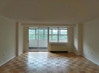 9 Hawthorne Pl APT 3C, Boston, MA 02114