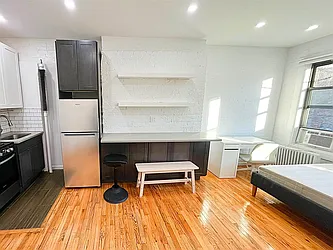 Rented by Bond New York