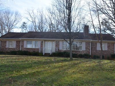 700 Spring St, Hurt, VA, 24563