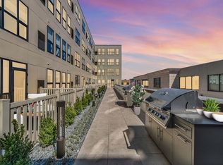 Albion Highland Park, Highland Park, IL 60035