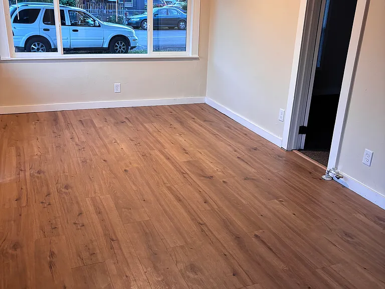 783 Floral Ct — Photo 17
