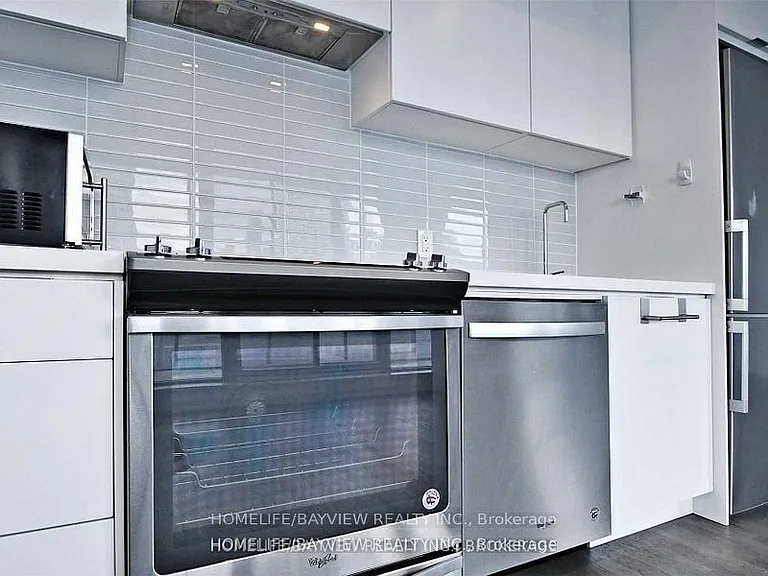 60 Colborne St #2201 — Photo 12