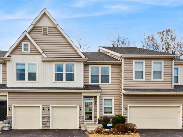 140 Sparrow Ridge Ct, Kennett Square, PA 19348