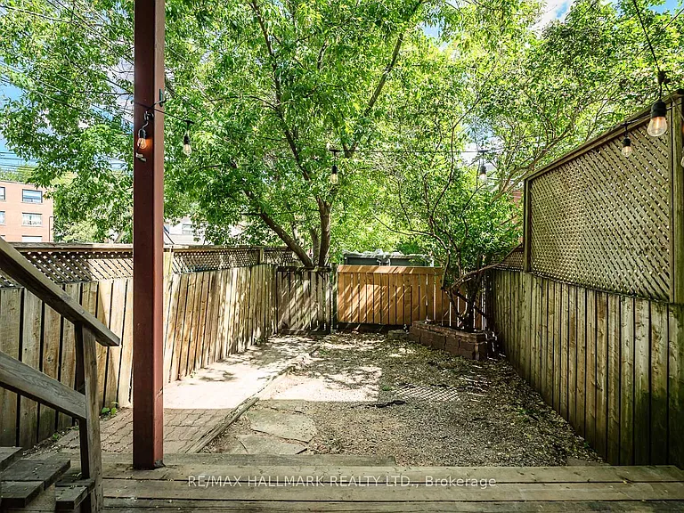 229 Kingston Rd #MAIN LOWER — Photo 26