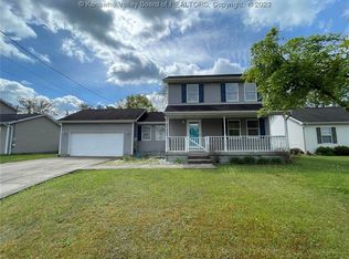 2371 Virginia Ave, Hurricane, WV 25526