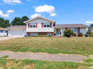 729 Kenton Blvd, Taylorville, IL 62568