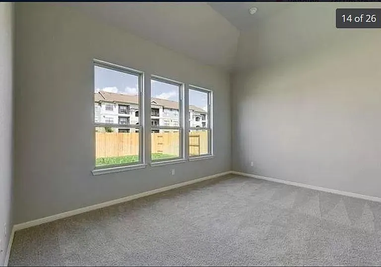 816 Centerra Hills Cir — Photo 13
