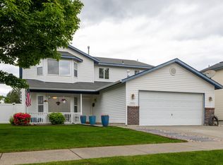 9105 N Prescott Dr, Hayden Lake, ID 83835
