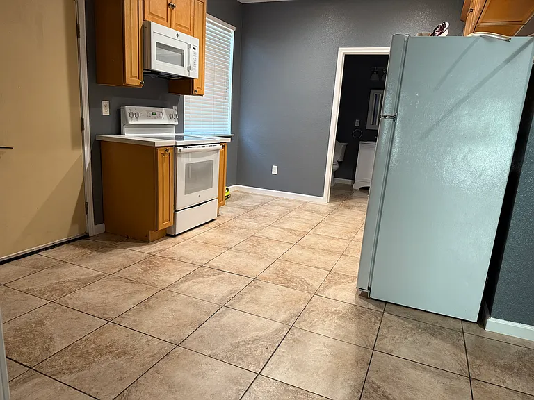 1130 Oatgrass Way #1 — Photo 6