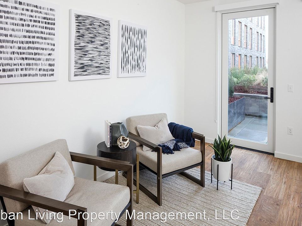 1st image of 7428 N Charleston Ave #309