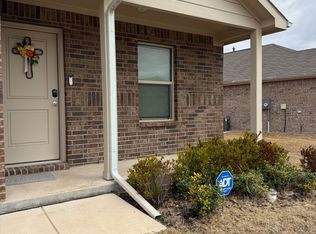 1634 Rosy Finch Dr, Forney, TX 75126