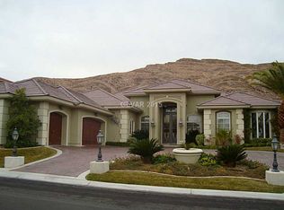 2733 Red Arrow Dr, Las Vegas, NV 89135