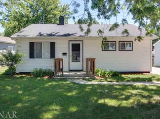 306 Maizefield Ave, Bloomington, IL 61701