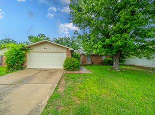 4017 Dogwood Ln, Fort Worth, TX 76137