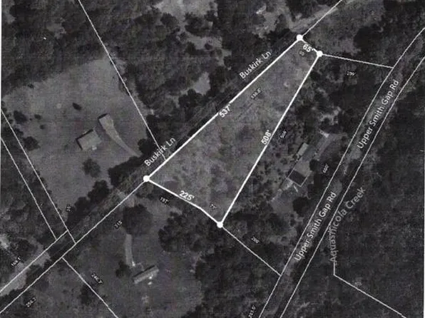 Buskirk Ln, Saylorsburg, PA 18353