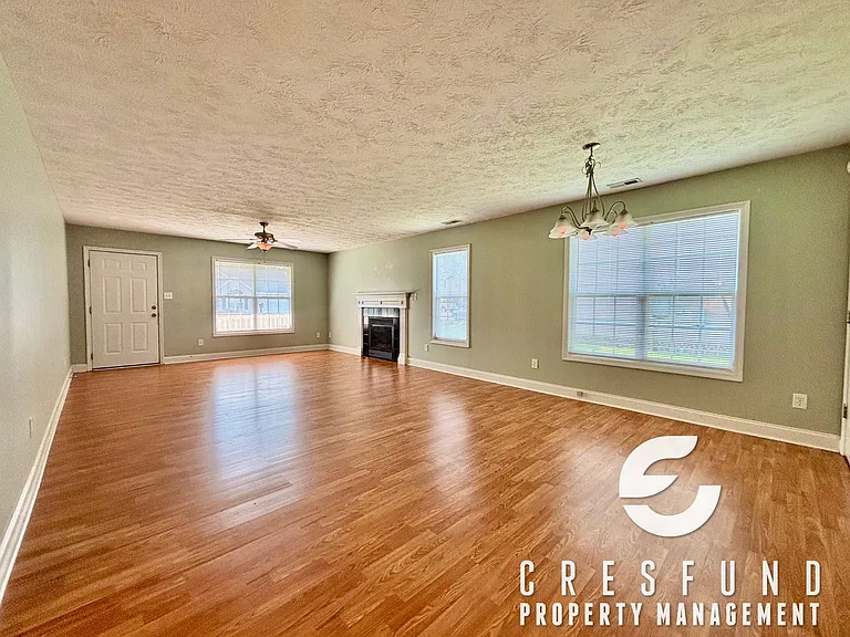 4833 Laurelwood Pl — Photo 3