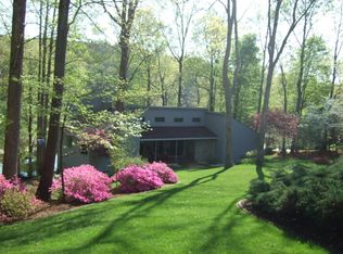 155 Journeys End Dr, Wirtz, VA 24184