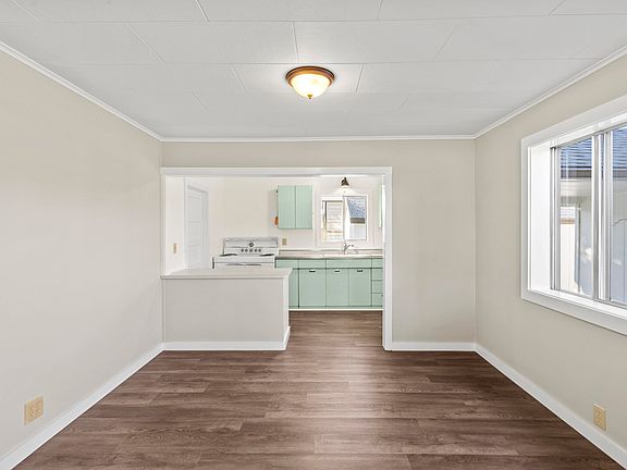 2nd image of 2414 Starlite Ln