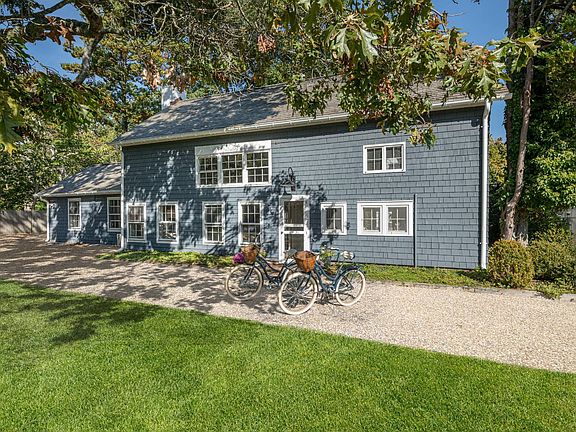 4th image of 16 Quantuck Bay Ln