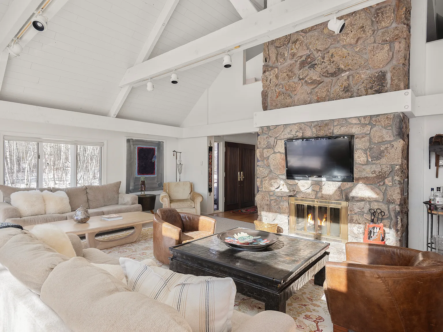 5 bed, 3150 sqft, $29,500 — Photo 3