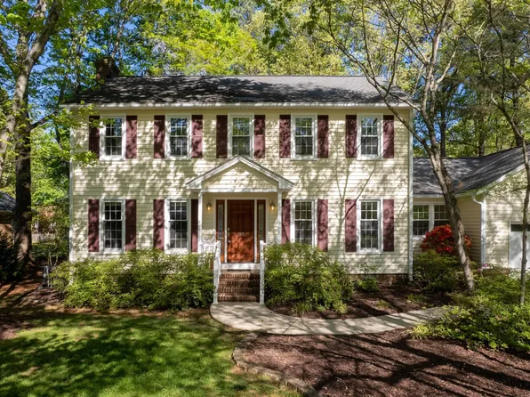 105 Franz Ct, Elon, NC 27244