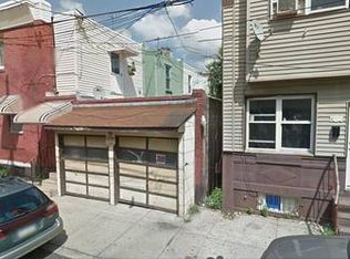 2712 Tasker St #1, Philadelphia, PA 19145