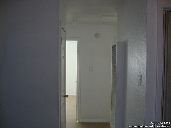 3rd image of 515 Park Field Dr