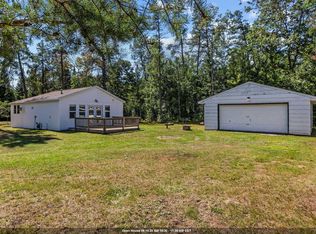 W11940 Enockson Ct, Crivitz, WI 54114