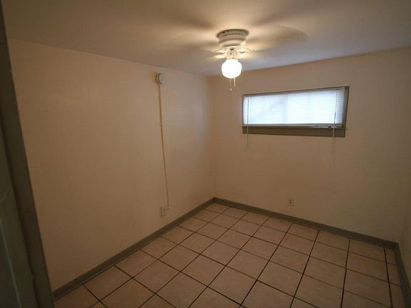 4th image of 725 7th Ave N APT 9