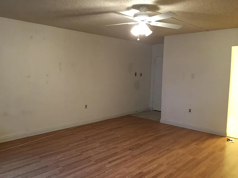 2 Glendale Rd #2 — Photo 11