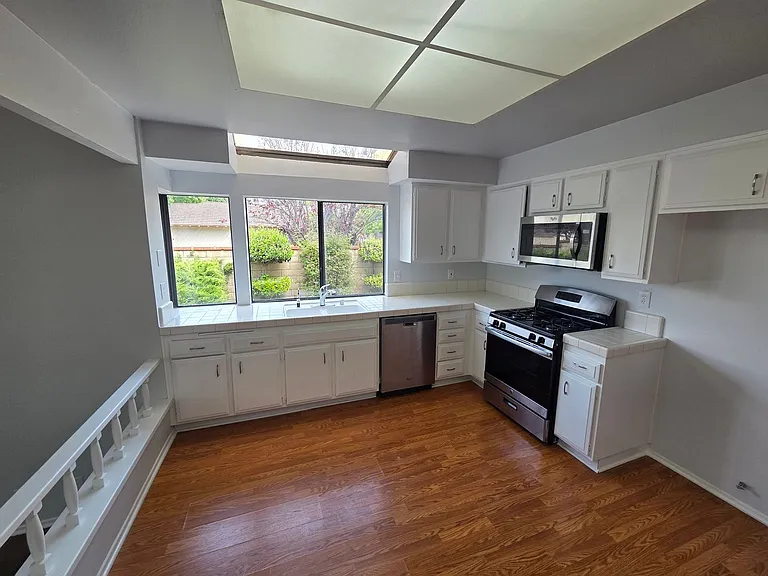 1405 Paseo Manzana — Photo 7
