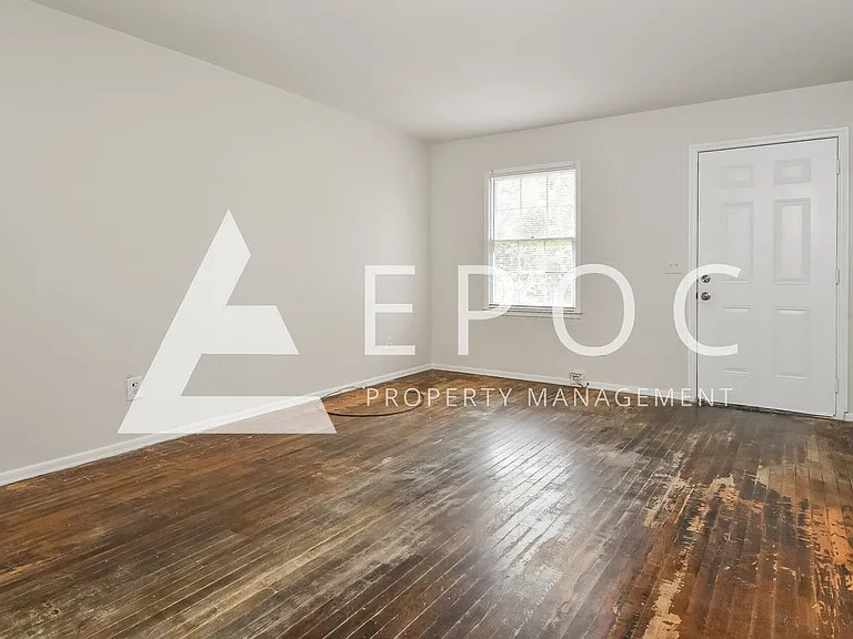 1213 S Downing St — Photo 6