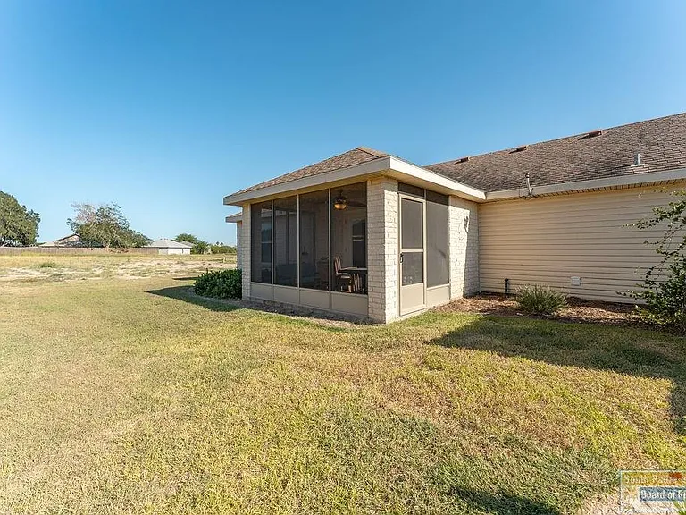 7 N Bay Hill Dr — Photo 45