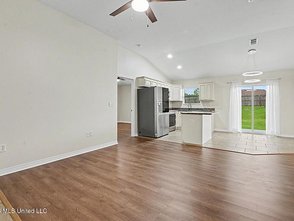 4th image of 13443 Willow Oak Cir