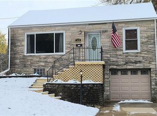 2820 Holcomb Ave, Des Moines, IA 50310