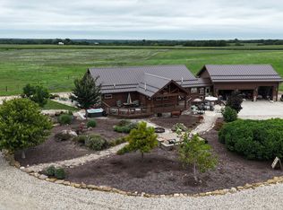 2951 N 28th Rd, Seneca, IL 61360