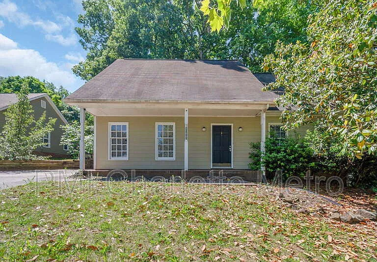 10800 Whittersham Dr — Photo 1