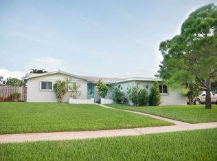 5290 SW 4th St, Plantation, FL 33317