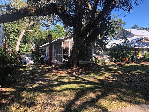 5th image of 608 Sea Breeze Dr