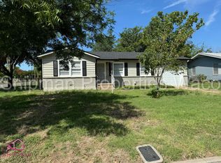 900 N 62nd St, Waco, TX 76710