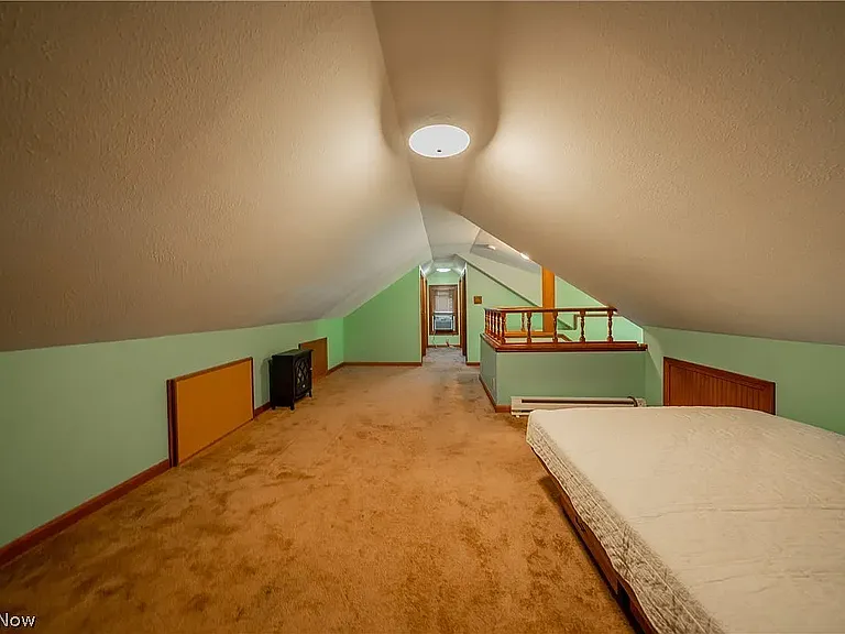 1465 Elbur Ave — Photo 20