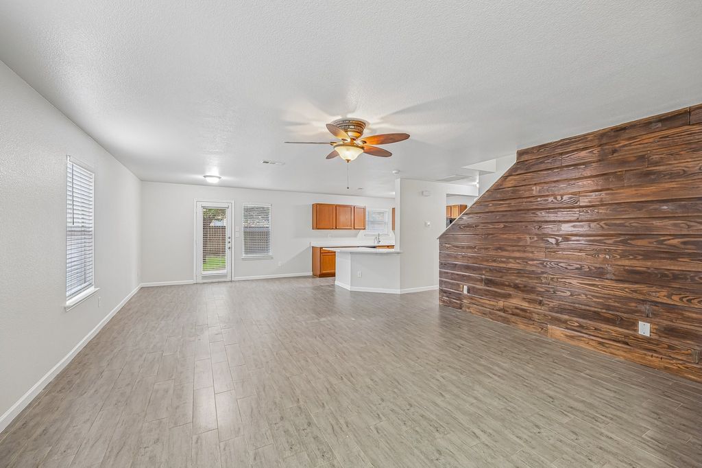Apartment in Fort Worth, Tarrant County - View 4