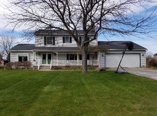 1220 W Nebobish Rd, Essexville, MI