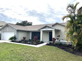 954 Benninger Dr, Brandon, FL 33510