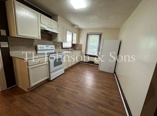1229 Willie Davis Dr, Winston Salem, NC 27105