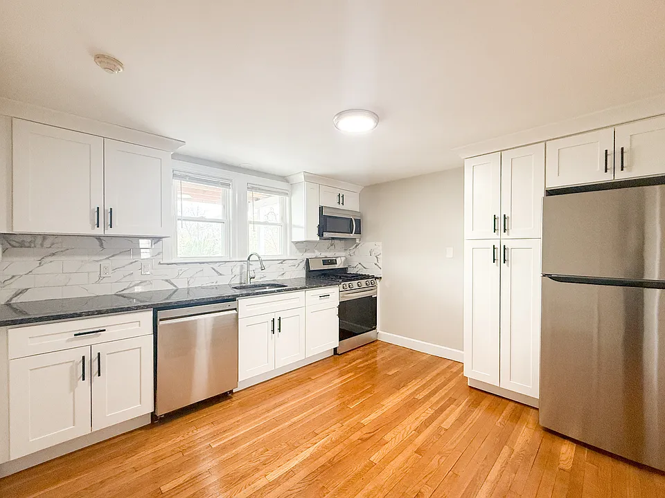 273 Neponset Ave #1