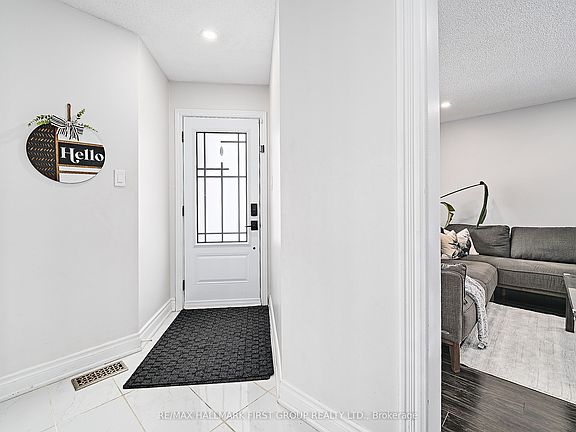 4th image of 2003 Blue Ridge Cres