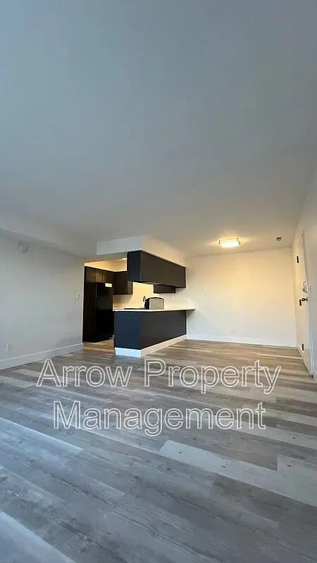 Building Photo - 539 N 24th St #7