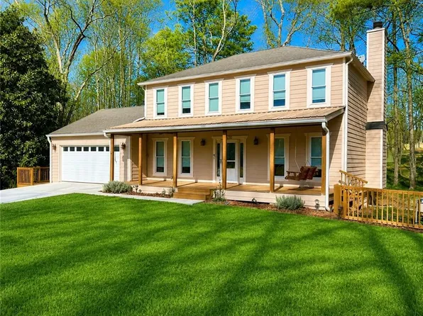 635 Crab Orchard Dr, Roswell, GA 30076